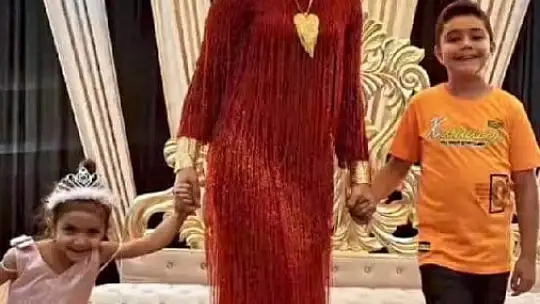 Balkondan düşen anne ve 2 çocuğu gözyaşlarıyla uğurlandı