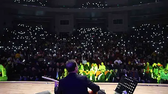 Engelliler Günü'ne özel Orhan Hakalmaz konseri