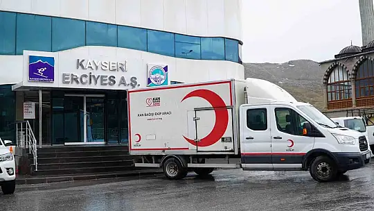 Erciyes'den Kızılay'a kan desteği