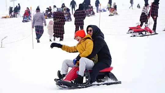 Erciyes hafta sonu 70 bin misafir ağırladı