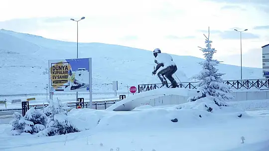 Erciyes'te kar kalınlığı 40 santimi buldu