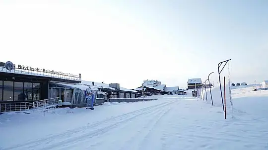 Erciyes'te kar kalınlığı 40 santimi buldu