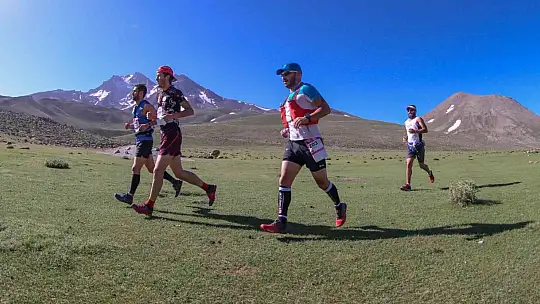 Erciyes'in zorlu volkanik tepelerine meydan okunacak