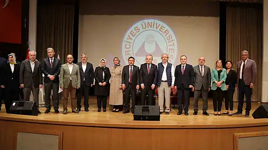 Millî Mücadele'den Bugüne Dış Politika' konferansı ERÜ'de düzenlendi