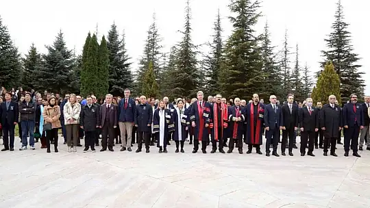 ERÜ'de 10 Kasım Atatürk'ü Anma Töreni Gerçekleştirildi