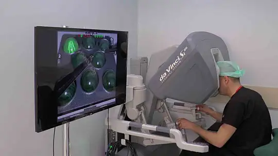 ERÜ'de cerrahlara 'Simülasyon Eğitimi' veriliyor