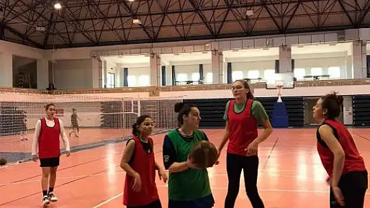 ERÜ'de Kız Basketbol Takımı seçmeleri yapıldı