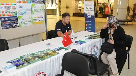 ERÜ tercih yapacak öğrencilere danışmanlık desteği sunuyor