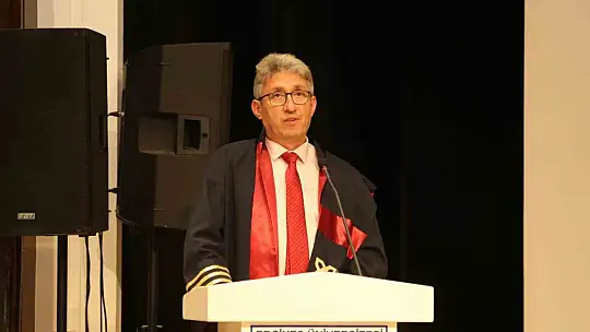 ERÜ Fen Fakültesi'nde mezuniyet heyecanı!