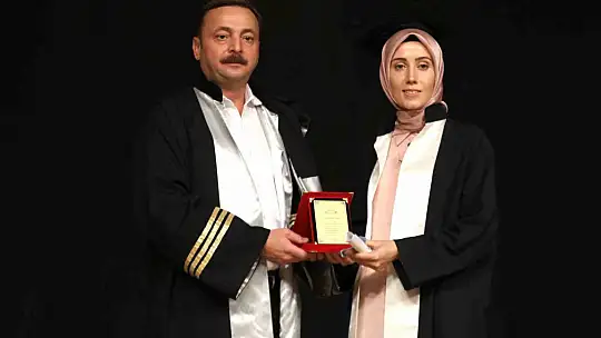 ERÜ Mimarlık Fakültesi Yeni Mezunlarını Verdi