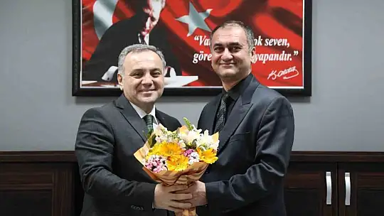 ERÜ Mühendislik Fakültesi'nde devir teslim töreni