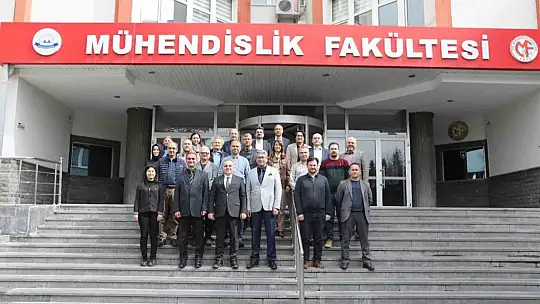 ERÜ Mühendislik Fakültesi'nde devir teslim töreni