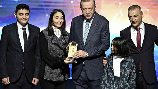 ERÜ Öğretim Üyeleri TÜBA Bilim Ödüllerini Aldı