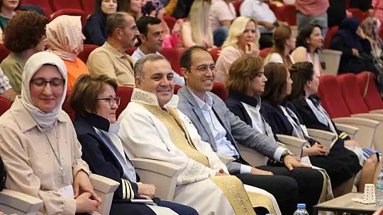 ERÜ Sağlık Bilimleri Fakültesi'nde mezuniyet sevinci yaşanıyor