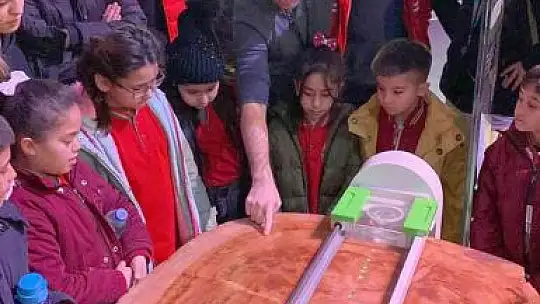 ERÜ Spor Bilimleri'nden 'Bilim Yolunda Minikler' etkinliği