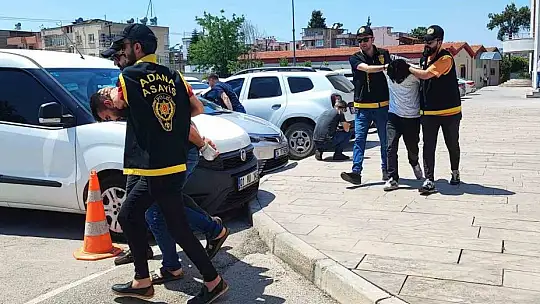 Eşini rahatsız ettiğini öne sürdüğü güvenlik görevlisini öldürdü