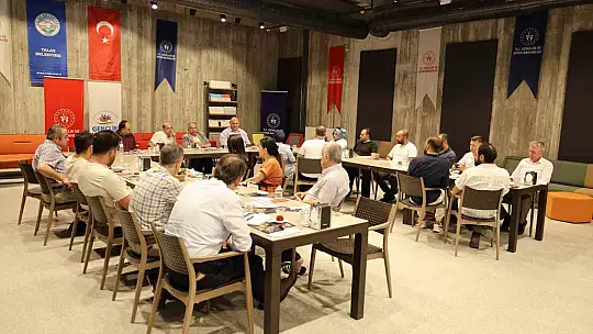 Talas'ta esnaf buluşmaları yeniden başladı