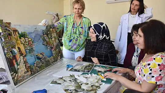 Fatma Çolakbayrakdar: 'Türkiye'nin ilk Okuma-Yazma Sertifika Töreni'nin Kocasinan'da'