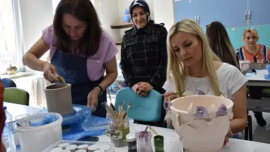 Fatma Çolakbayrakdar: 'Türkiye'nin ilk Okuma-Yazma Sertifika Töreni'nin Kocasinan'da'