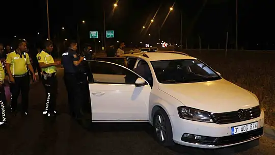 Filmleri aratmayan kovalamaca kamerada: Kaçan araç 70 kilometre sonunda yakalandı