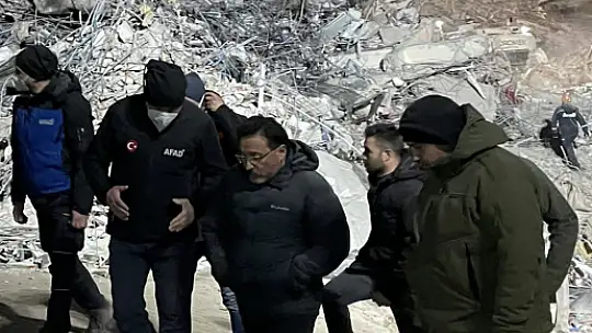 Umudun fotoğrafı... Vali Çiçek, sabaha kadar uyumuyor