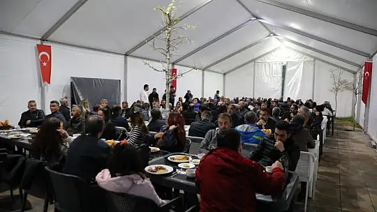 Vali Çiçek Adıyaman'da iftar programına katıldı
