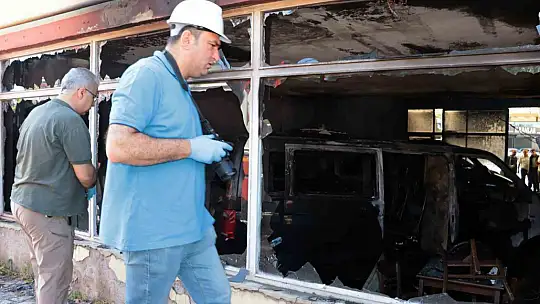 Galeri küle döndü