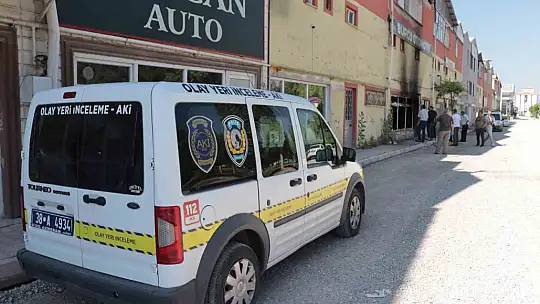 Galeri küle döndü