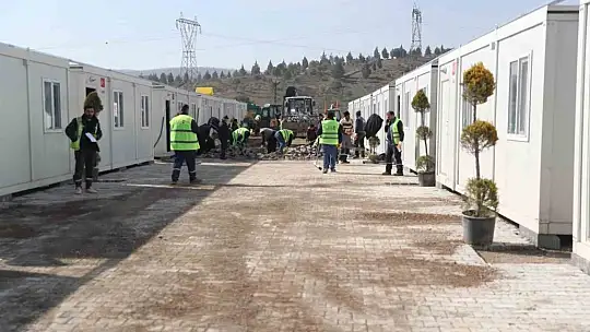 Geçici Konaklama Merkezi'nde inceleme