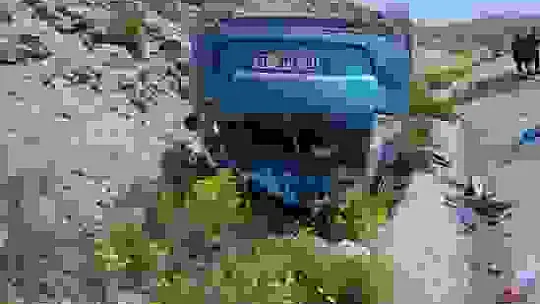 Gemerek'te otomobil takla attı: 2'si çocuk 3 yaralı