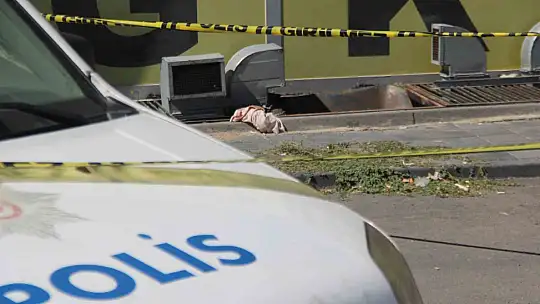 Yüksekten düşerek hayatını kaybeden kız bakın kim çıktı!