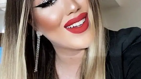 Yüksekten düşerek hayatını kaybeden kız bakın kim çıktı!