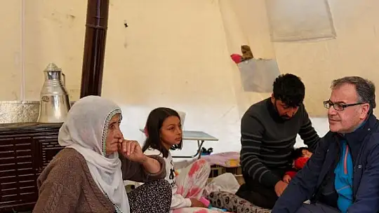 Göksun'da yaralar sarılıyor