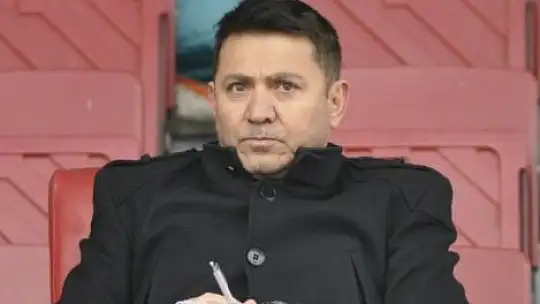 Gözlemci günü şaşırdı, maç 15 dakika geç başladı