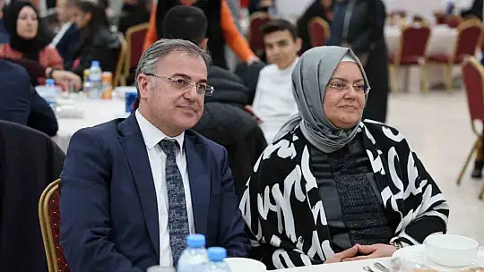 Hacılar'da şehit aileleri, gaziler ve depremzedeler iftarda buluştu