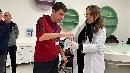 Özel öğrenciler hem öğrendiler hem eğlendiler