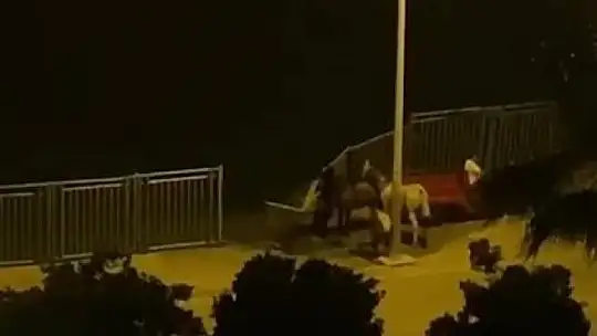 Hırsızlar şehrin göbeğinde sulama kanalının korkuluklarını böyle çaldılar