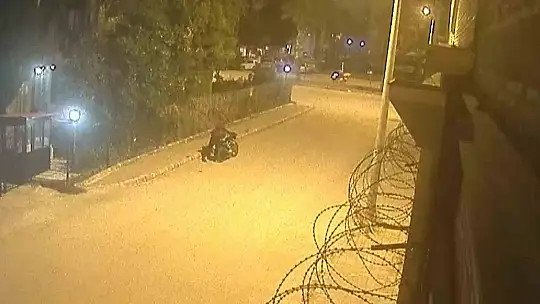 Hırsızlık için taksiyle gelmiş: Otomobil ve motosiklet çalan 3 şüpheli yakalanıp tutuklandı