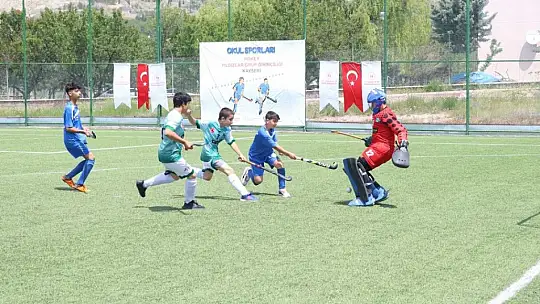 Okul Sporları Yıldızlar Hokey Grup Birinciliği müsabakaları tamamlandı