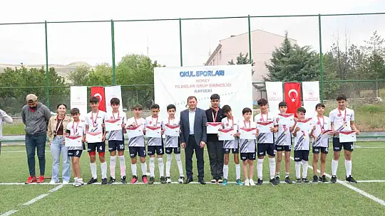 Okul Sporları Yıldızlar Hokey Grup Birinciliği müsabakaları tamamlandı