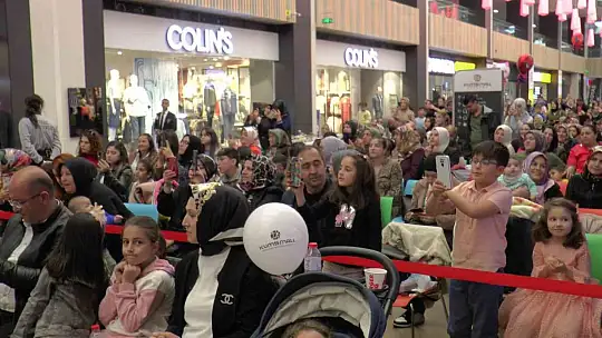 Anneler Günü'nde 'Hünerli anneler yarışıyor, en güzel saran kazanıyor'