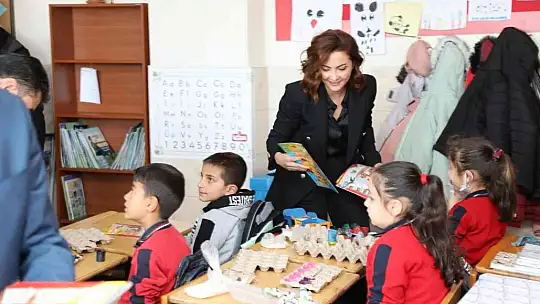 İlköğretim öğrencilerine dergi hediyesi