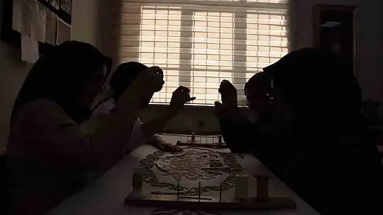 İlmek ilmek emeğin ürünü: Puşide