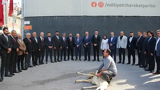 MHP İl Başkanı Demirezen mazbatasını aldı