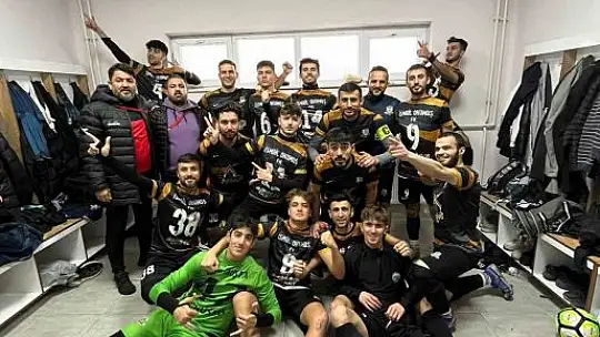 İşte süper amatöre yükselen takımlar