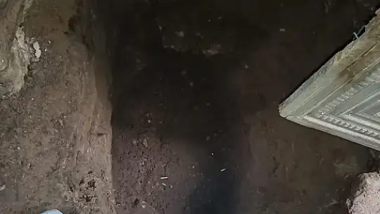 İzinsiz kazı yapan şahışlar yakalandı