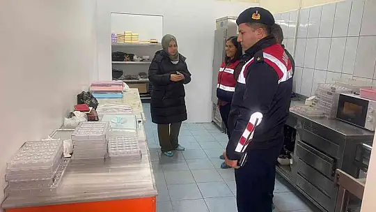 Jandarma'dan 'KADES' ve 'Siber Zorbalık' eğitimi