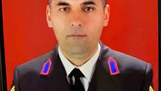 Jandarma karakol komutanı evinde ölü bulundu