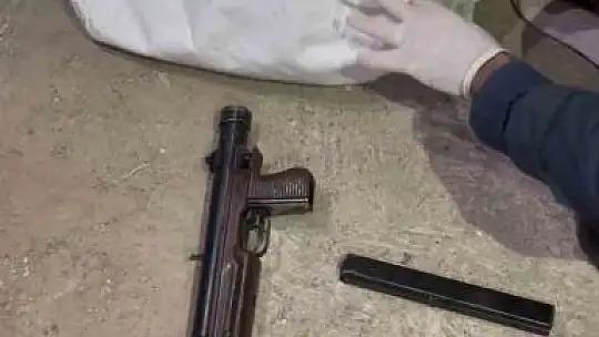 Kayseri'de jandarma otomatik tabanca ele geçirdi