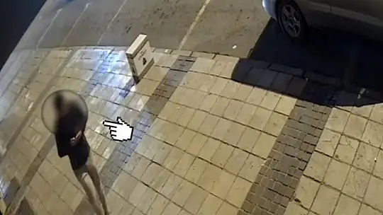 Kadın taksiciyi bıçak zoruyla gasp etmişti, yakalandı